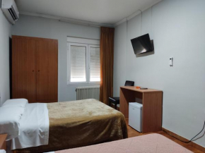  Hotel Europa  Томельосо